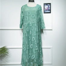 四川威遠(yuǎn)縣新店絲綢有限責(zé)任公司 匠心織就絲路新篇章